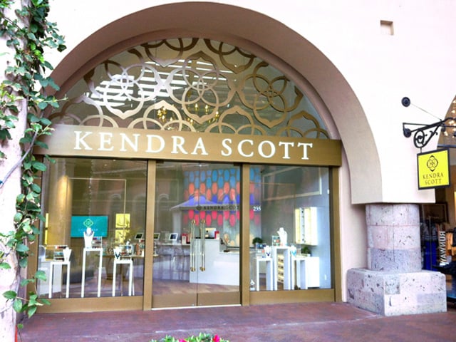 PERMANENTLY CLOSED - FASHION ISLAND