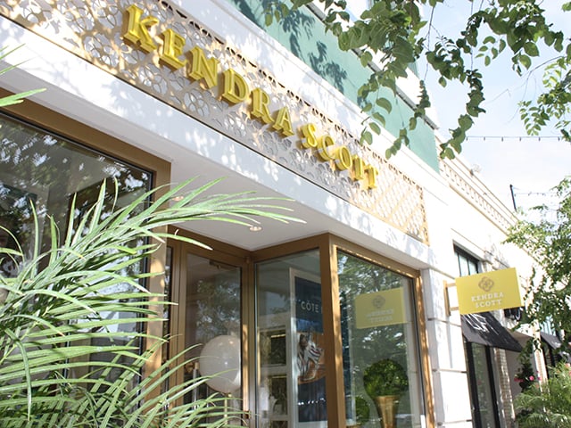 EASTON TOWN CENTER